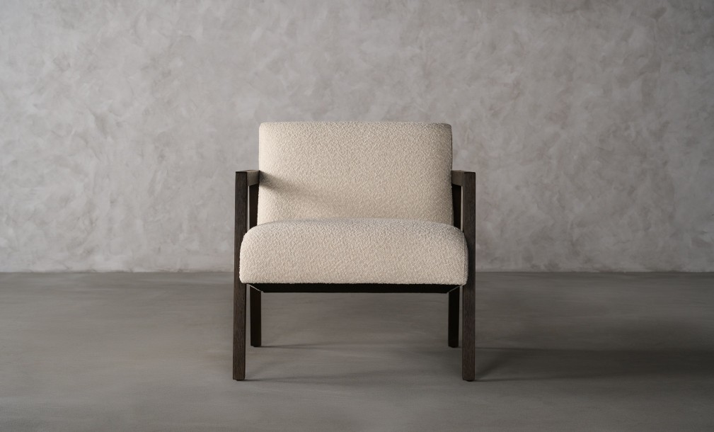 Lulu Armchair (fabric K8022 Col 1Y)