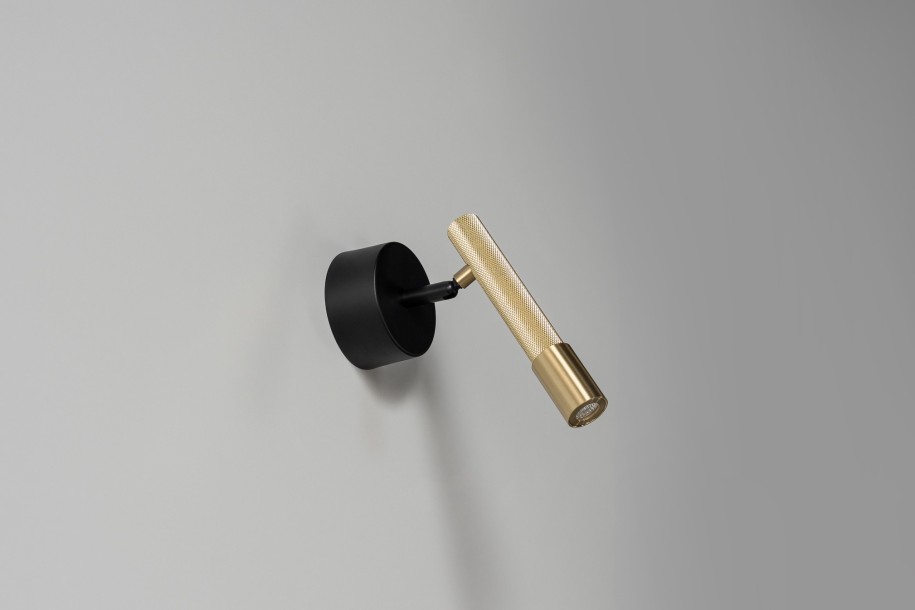 Ycro Single Spot Lamp