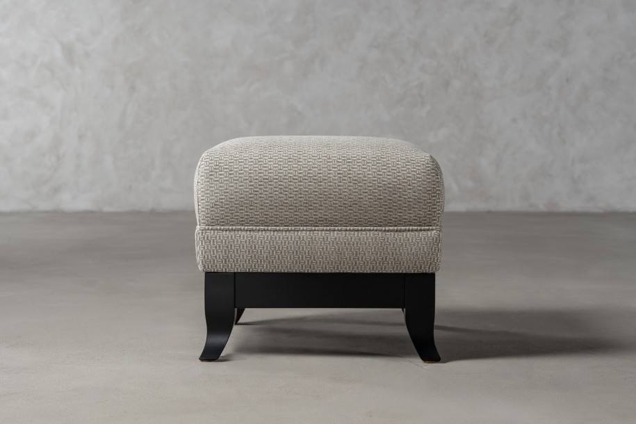 Plymouth Pouf (Fabric: VIOLA PLAIN GREY (Cat. 3))