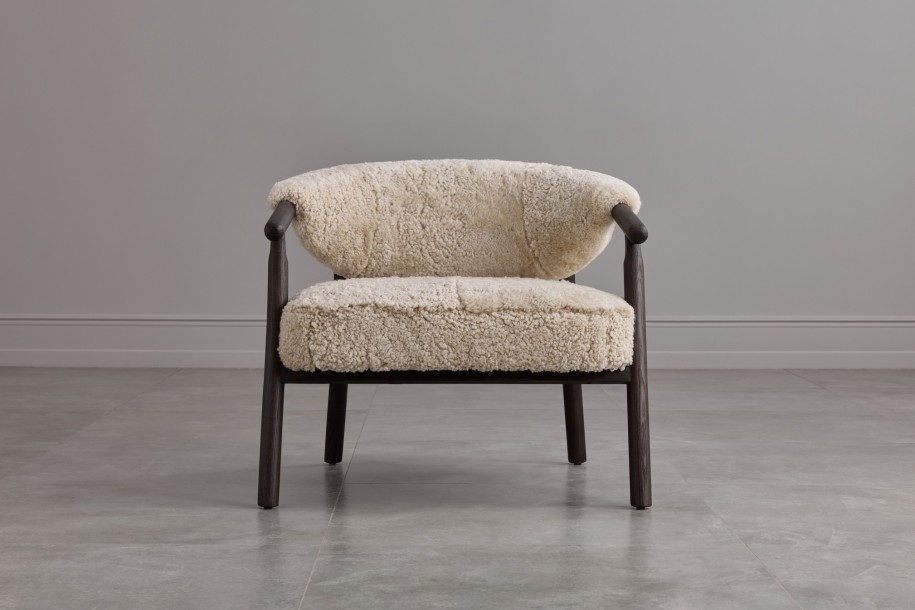 Nur Chair Sheepskin