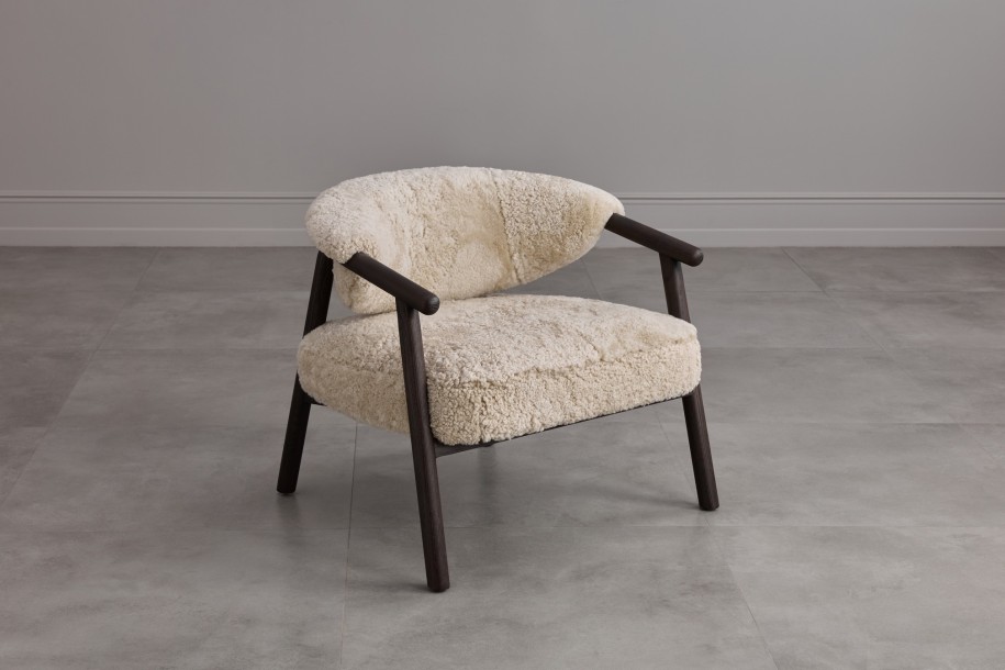 Nur Chair Sheepskin