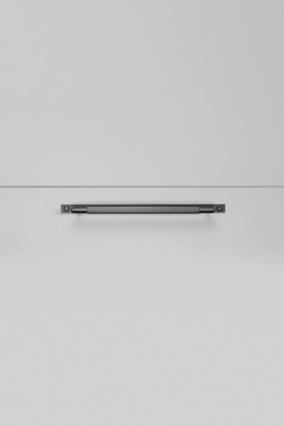 Pull Bar Plate Linear Medium 290mm Gun Metal (non US)