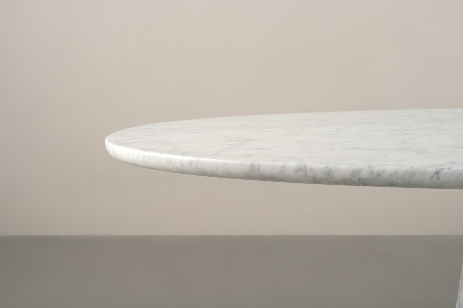 Uno Carrara Oval Dining Table 300 cm