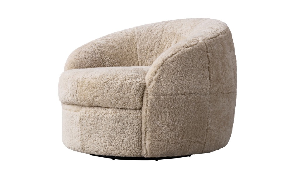 Sennon Swivel Chair Sheepskin