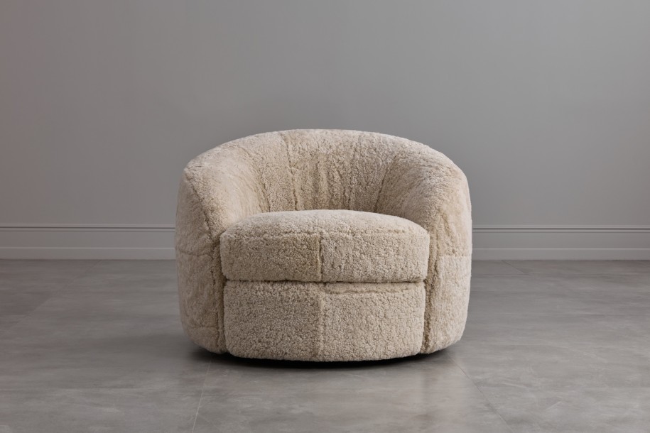 Sennon Swivel Chair Sheepskin