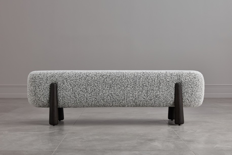 Lauren Bench (A31119A)