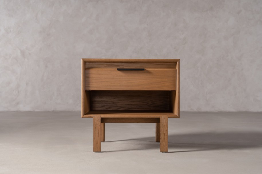 JP Line 6.0 Bed table Light Finish