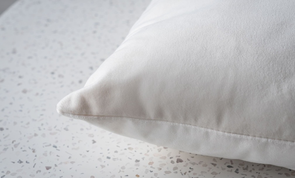 Cushion Square Velvet White