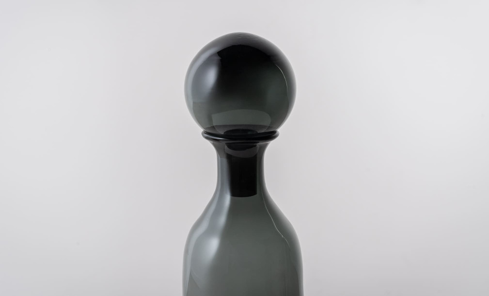 Bottle Black Color Glass L