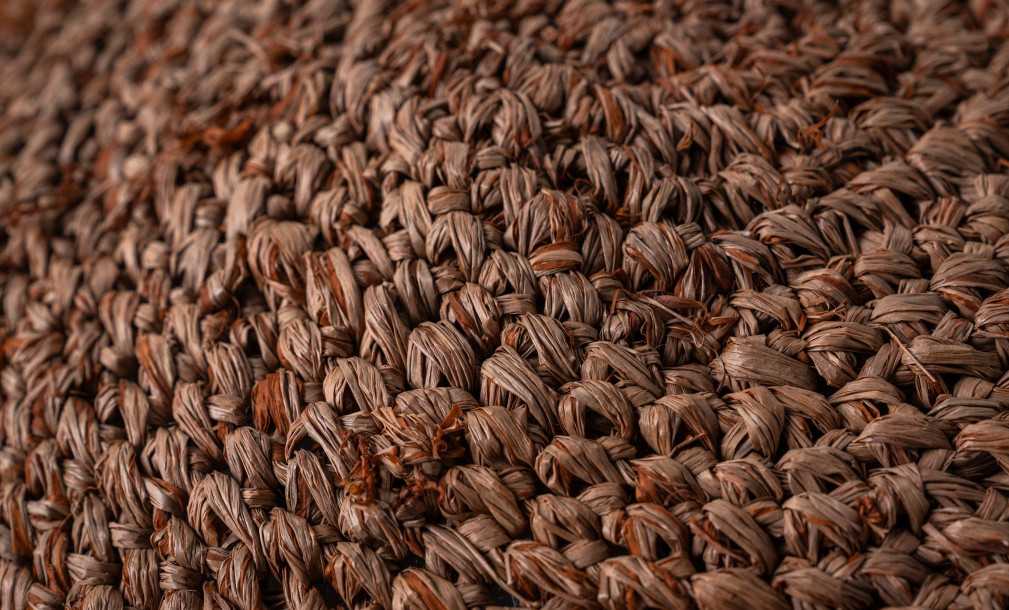 Raffia Cushion Round Reed Brown