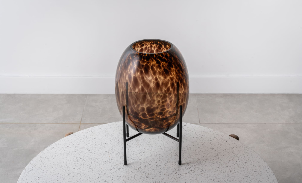 Vase On Foot L