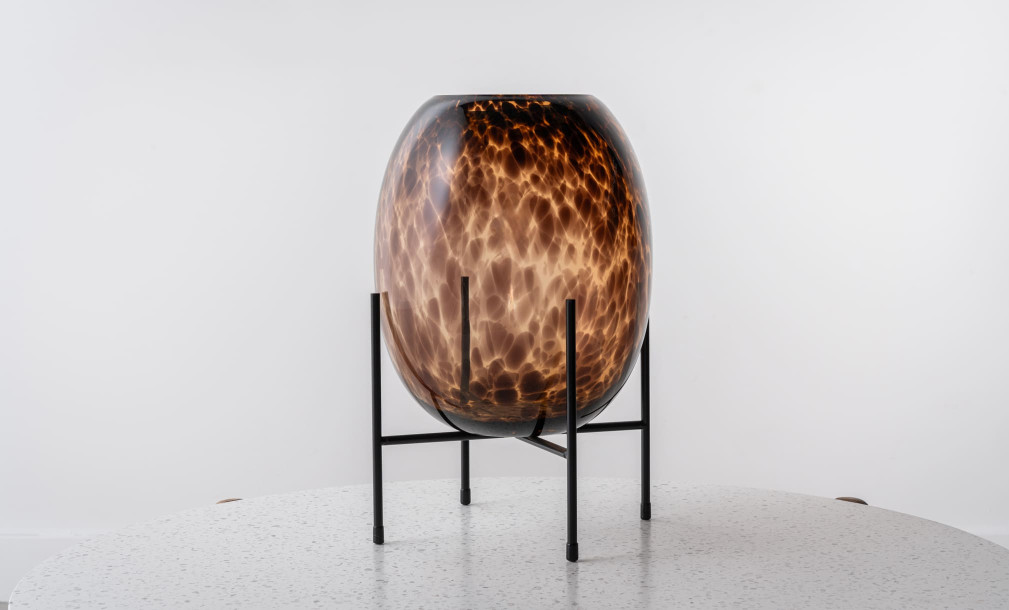 Vase On Foot L