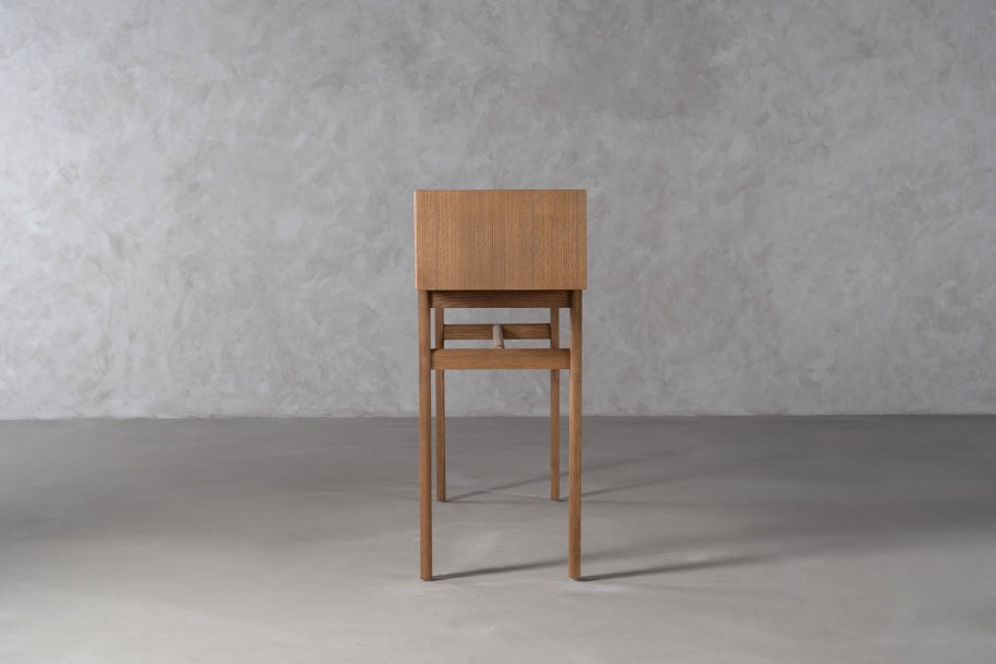 JP Line 6.0 Console Light Finish