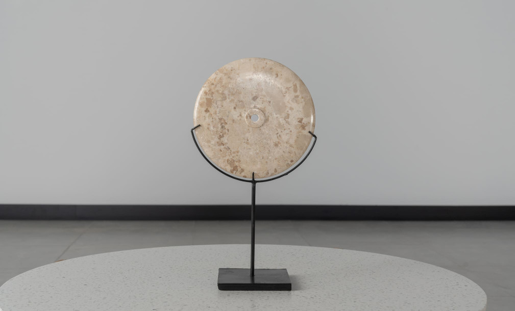 Stone "Coin" On Metal Stand Medium