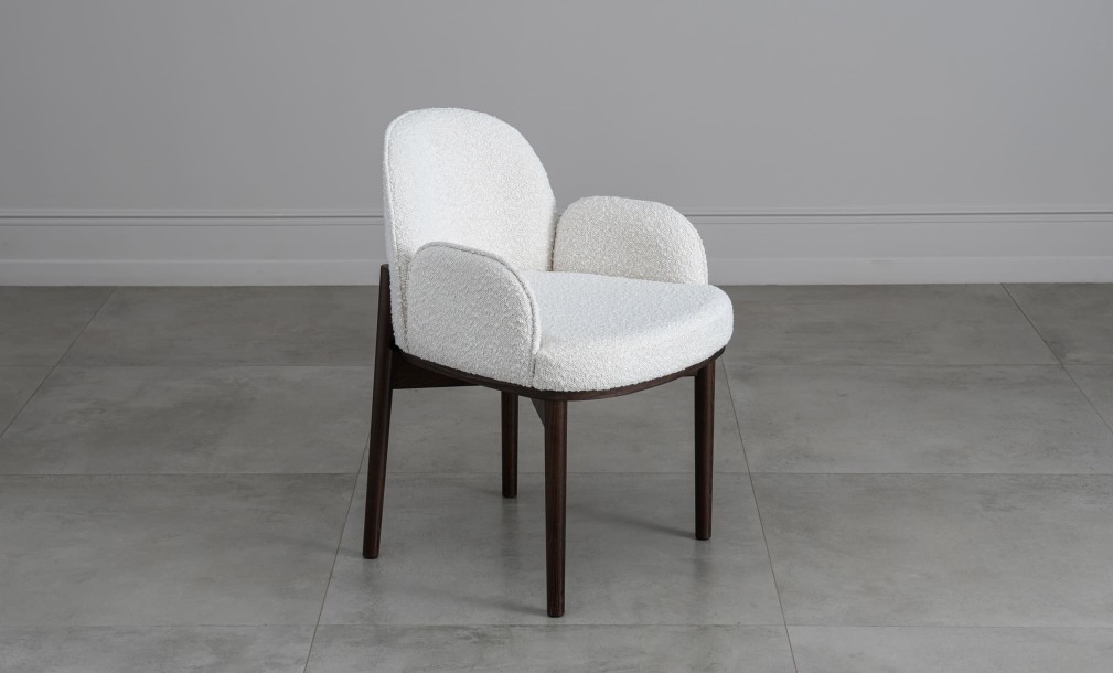 Bolder Chair (Fabric: EASY BOUCLE col.01 Linen)