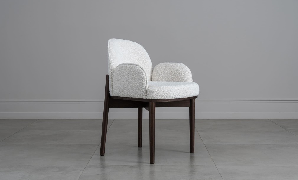 Bolder Chair (Fabric: EASY BOUCLE col.01 Linen)