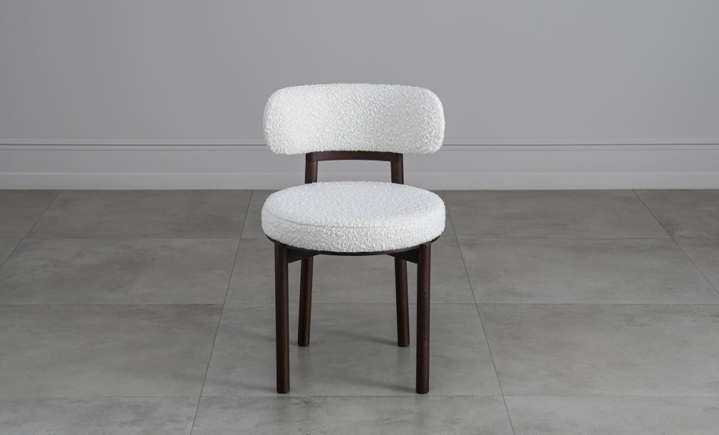Davis Chair (Fabric: EASY BOUCLE col.01 Linen)