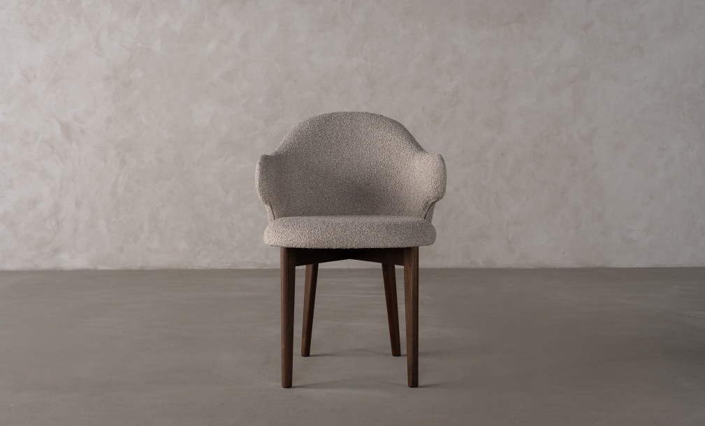 Roger Chair (Fabric: FIORD PLAIN col.104; LEGS - ML04 Dark matte walnut   (ash))