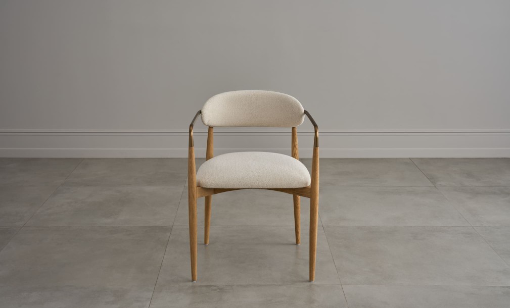 Bradley Dining Chair Light with Armrests (Cushing Snow)