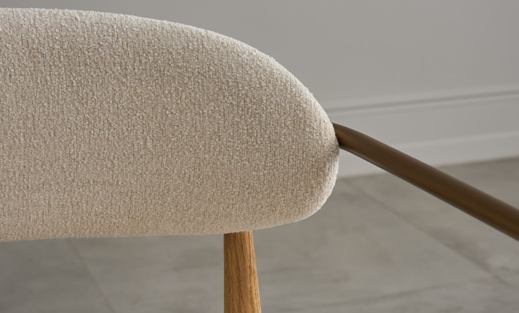 Bradley Dining Chair Light with Armrests (Cushing Snow)