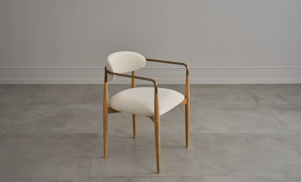 Bradley Dining Chair Light with Armrests (Cushing Snow)