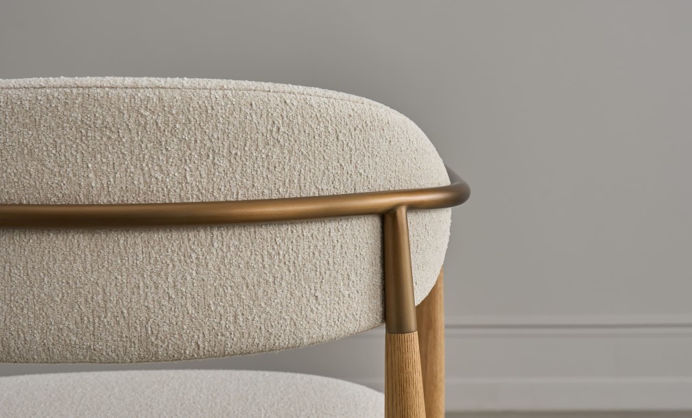 Bradley Dining Chair Light with Armrests (Cushing Snow)