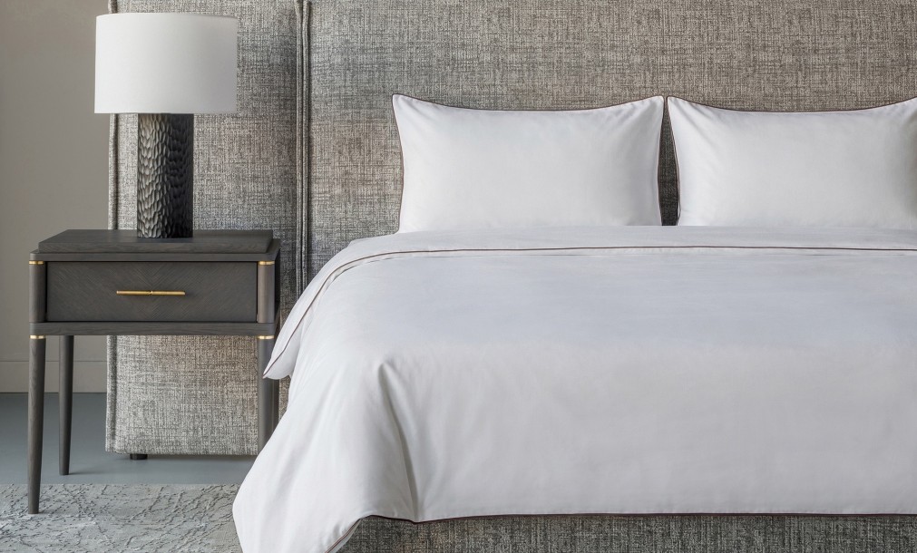 City Duvet Cover White/Plum Kitten 160x200 cm