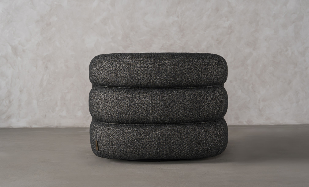 Jayson Armchair (merino domono)