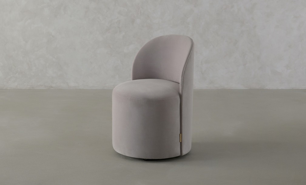 Teana Wheeled Chair (CF190503-1)