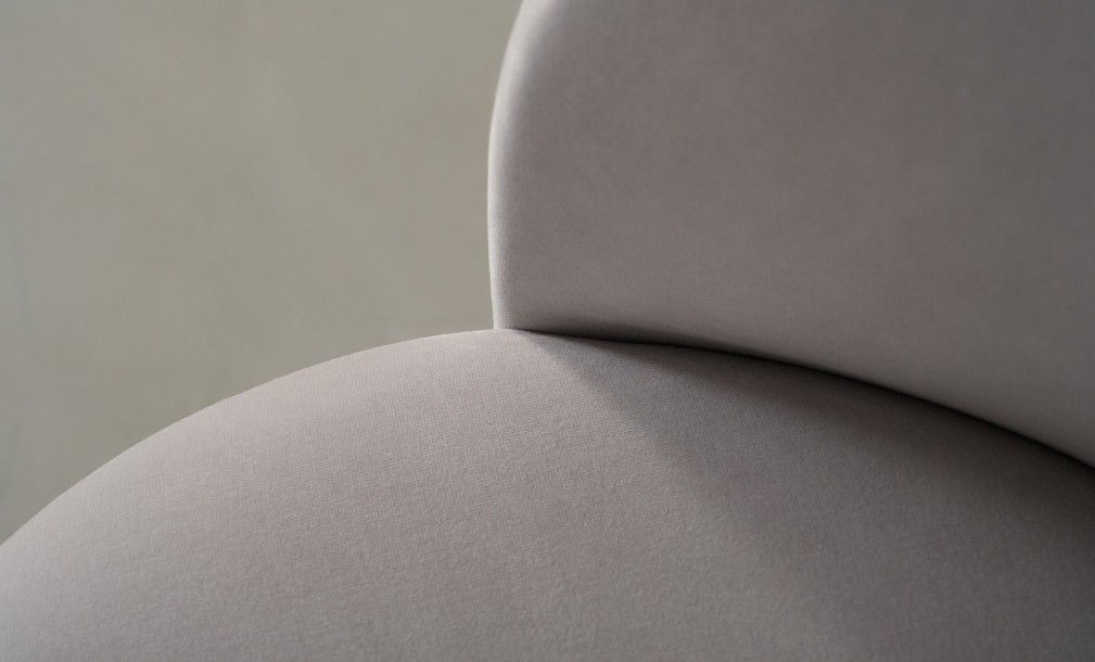 Teana Wheeled Chair (CF190503-1)