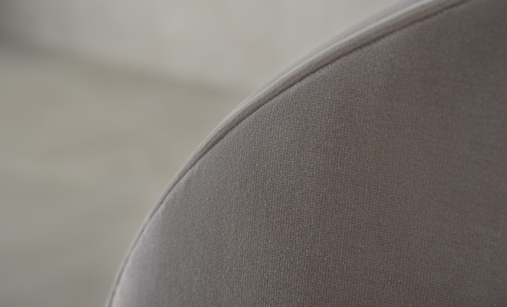 Teana Wheeled Chair (CF190503-1)