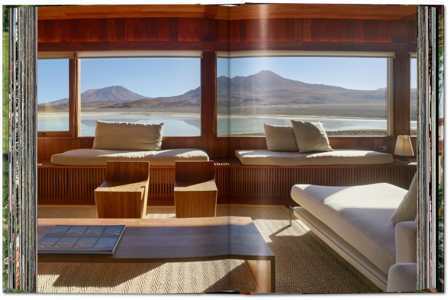 Homes for Our Time. Sustainable Living
