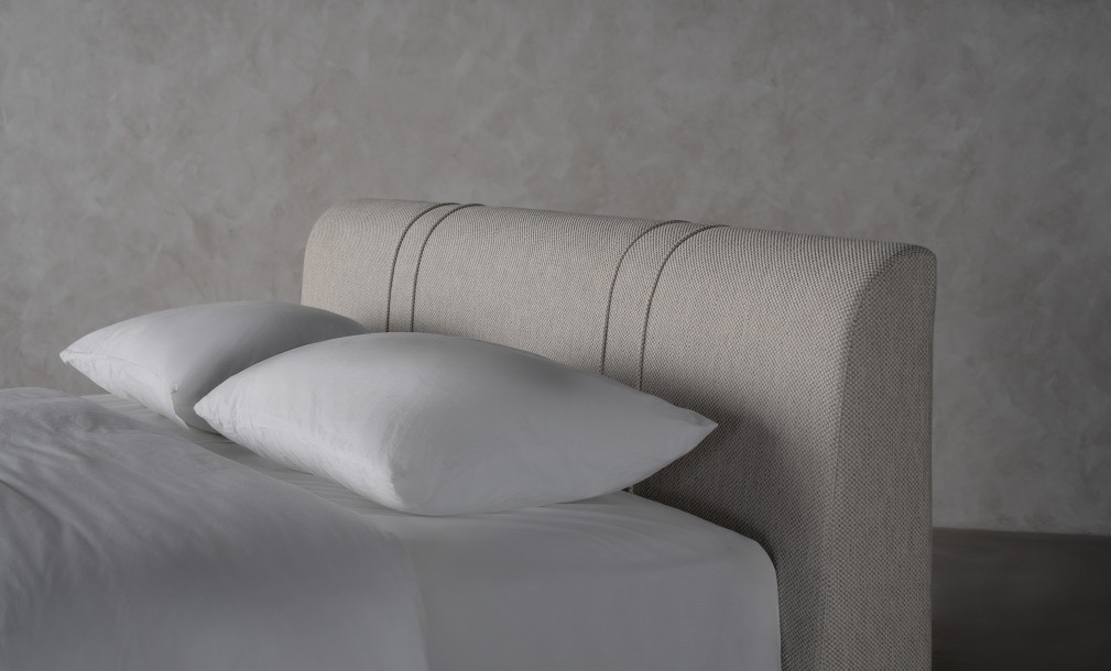 Lagom Wood Bed 180x200 cm (Fabric: Corso col.06)
