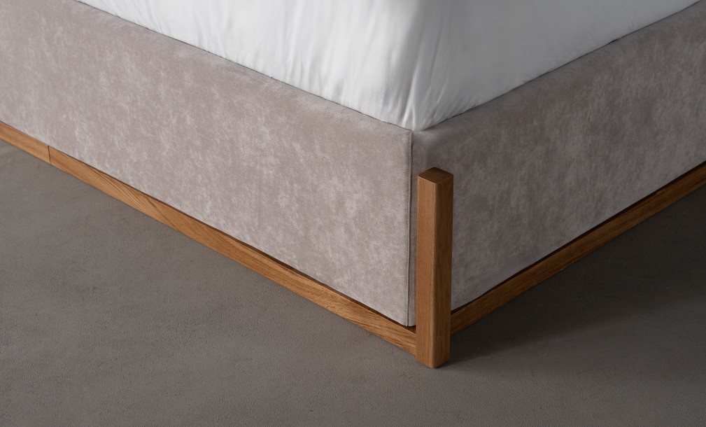 Lagom Wood Bed 180x200 cm (Fabric: VELVET LUX 46)