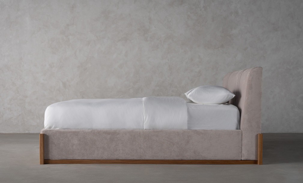 Lagom Wood Bed 180x200 cm (Fabric: VELVET LUX 46)