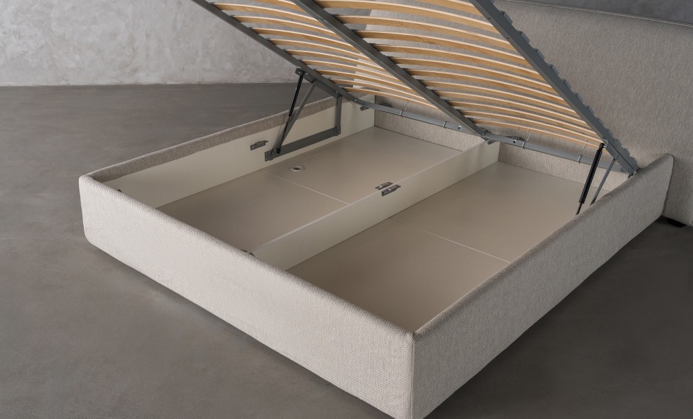 Terra Bed 180x200 cm (Fabric: Corso col.06)