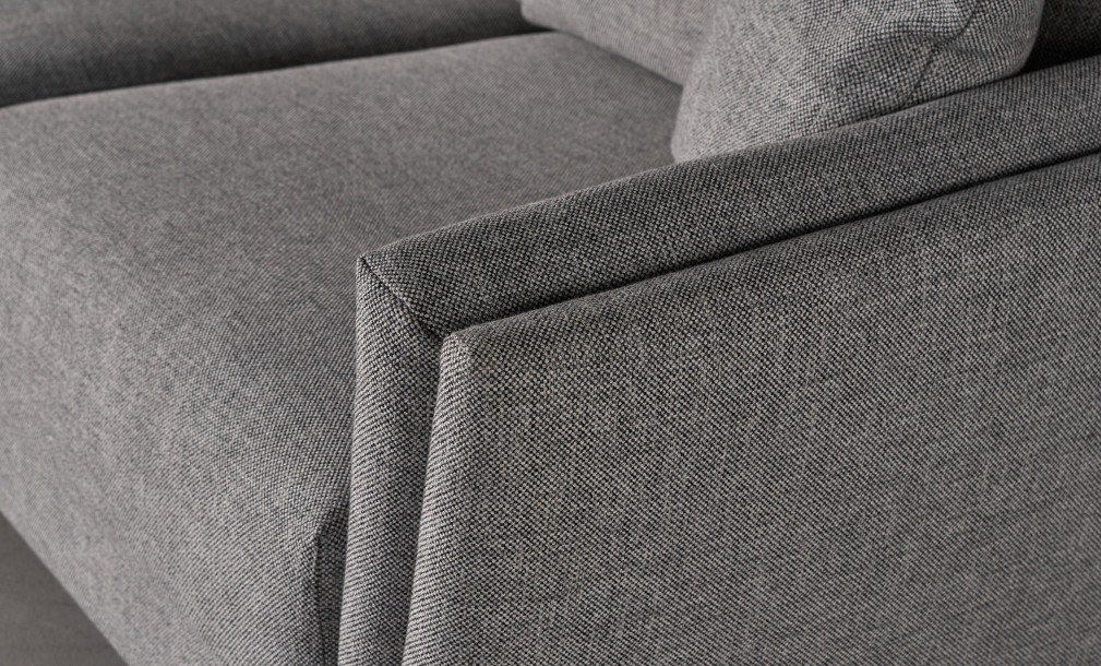 Como 3-Seater Sofa (Fabric: Corso B col.18)