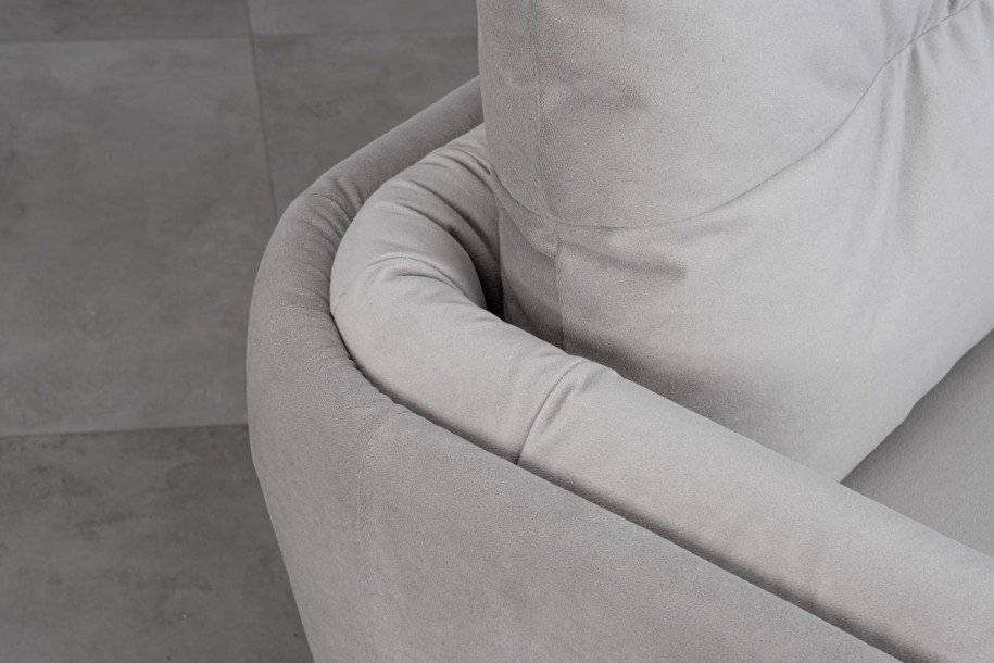 Como Armchair (Fabric: Corso col.06)