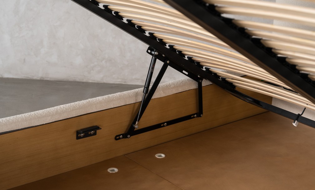 Sanderlight Bed with Storage