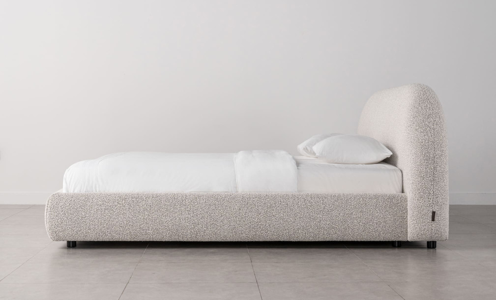Carolina Bed King Size 203x203 cm (fabric Bella 13)