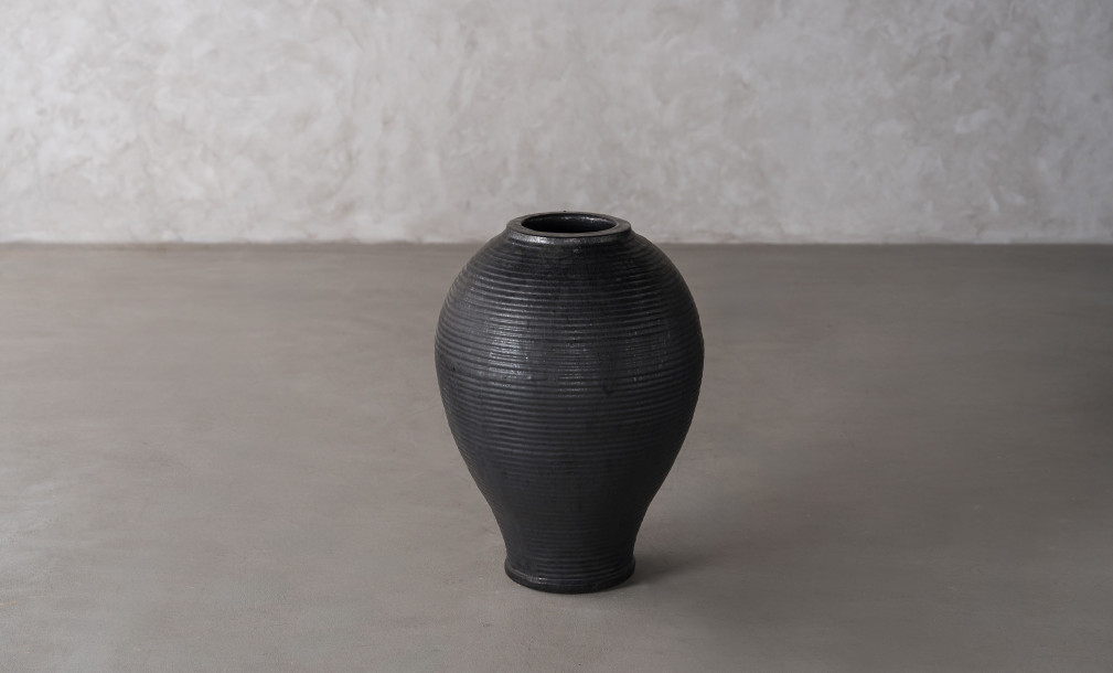 Egg Jar Planter Graphite Color