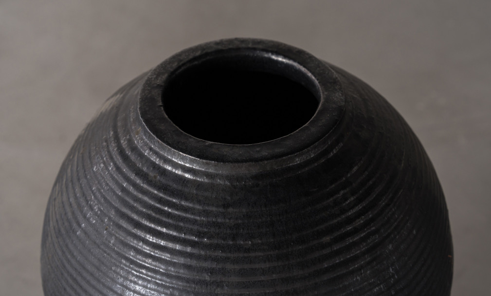 Egg Jar Planter Graphite Color