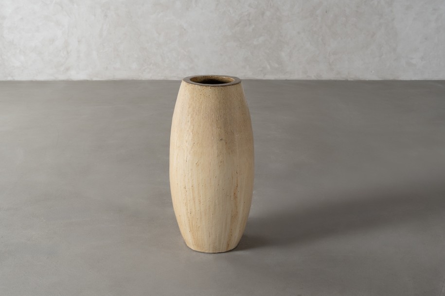 Toggle Planter Sand L