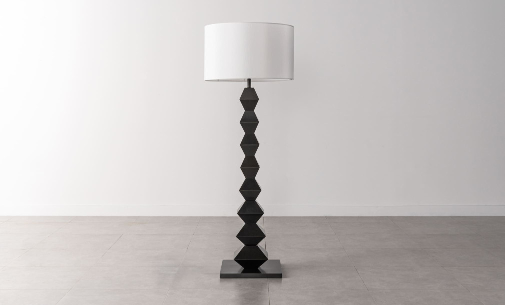 Nubia Floor Lamp