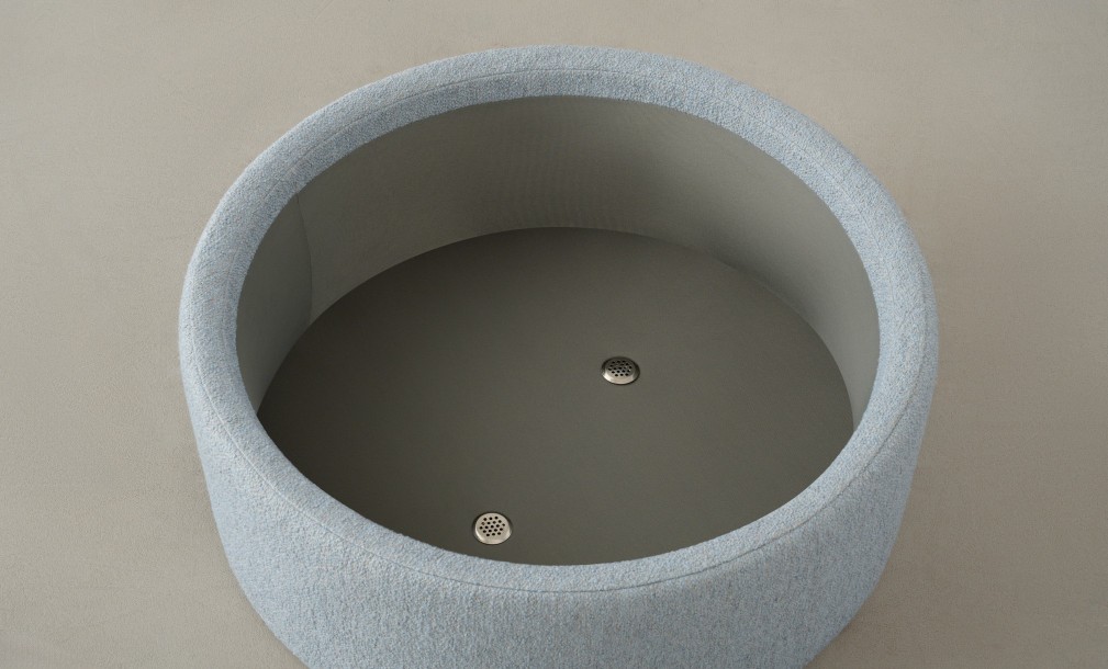 Salta Ottoman (fabric HET16)