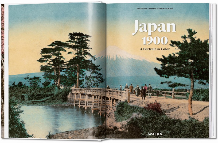 1900 Japan