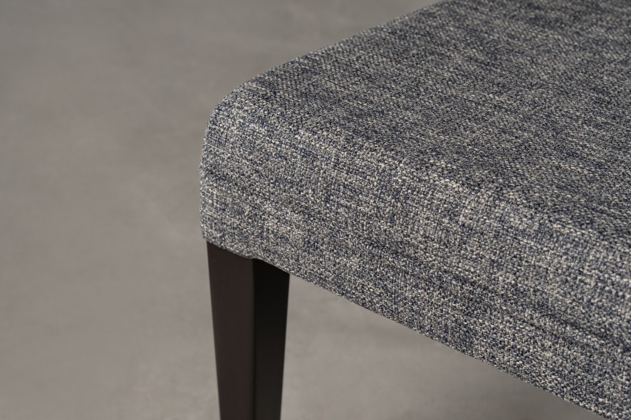 Quins Chair (b21541-44)