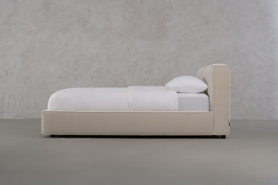 Navarra Bed 201x181 cm (fabric FAM3A)