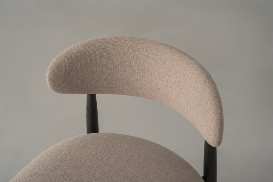 Bradley Counter Stool Black Oak (Linen Latte)