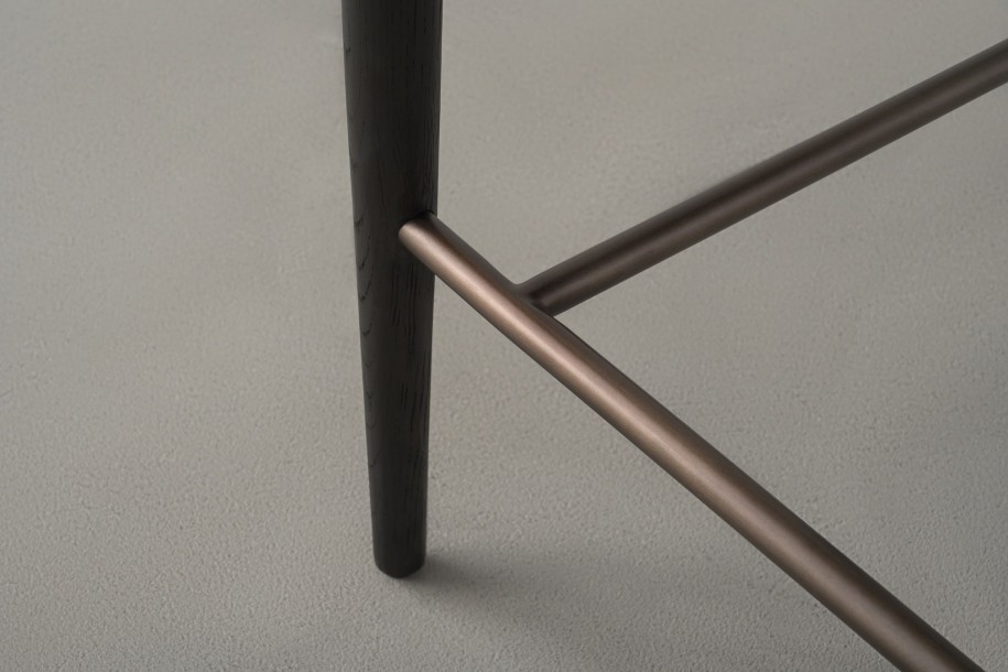 Bradley Counter Stool Black Oak (Linen Latte)